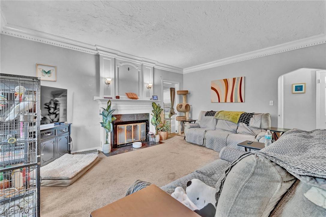 Richmond Heights, OH 44143,25855 Highland RD