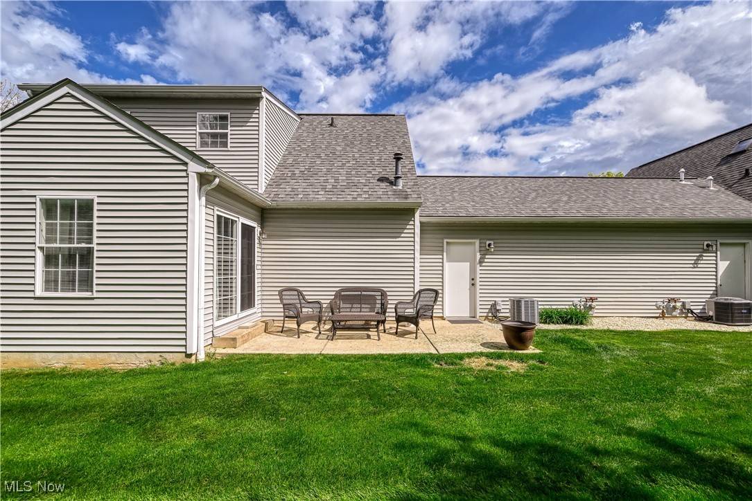 Tallmadge, OH 44278,1976 Village Pkwy