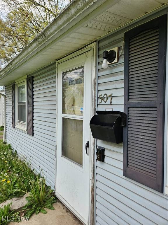 Warren, OH 44485,507 Oak CIR SW