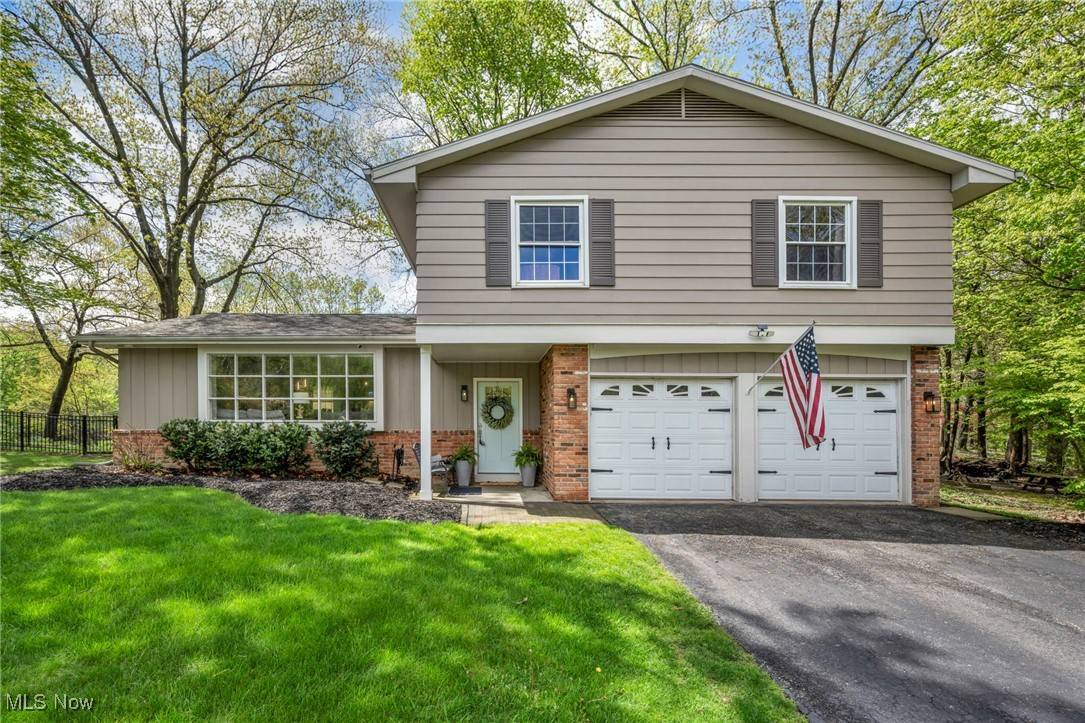 Mentor, OH 44060,7805 Skylineview DR