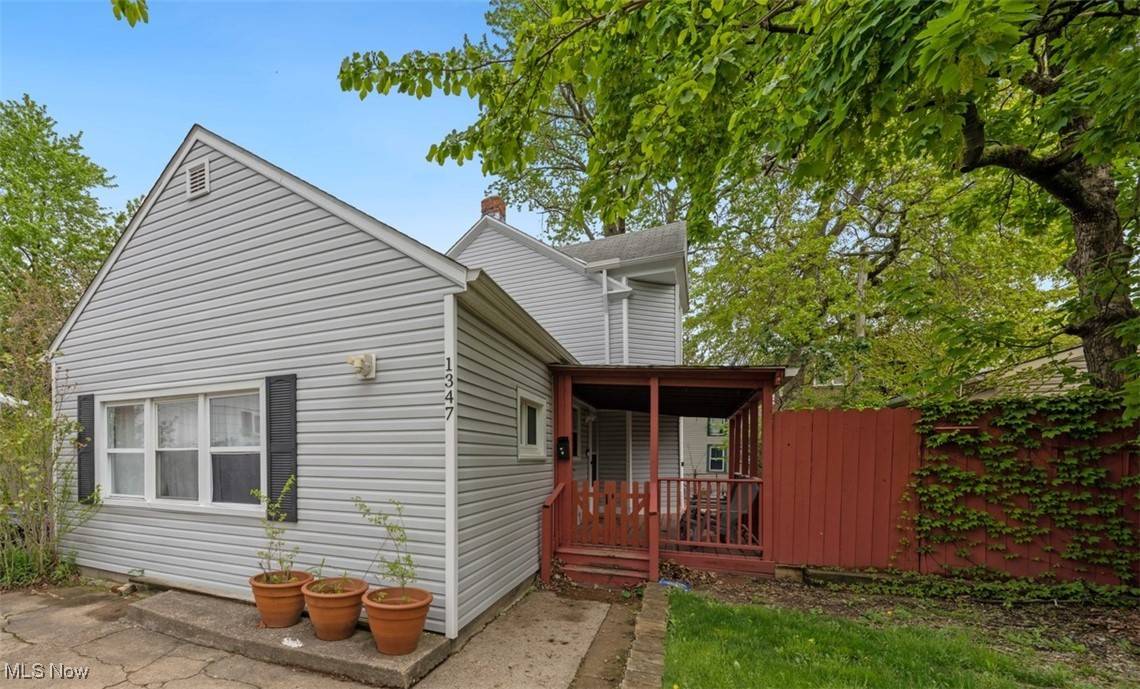 Lakewood, OH 44107,1347 Lakewood AVE
