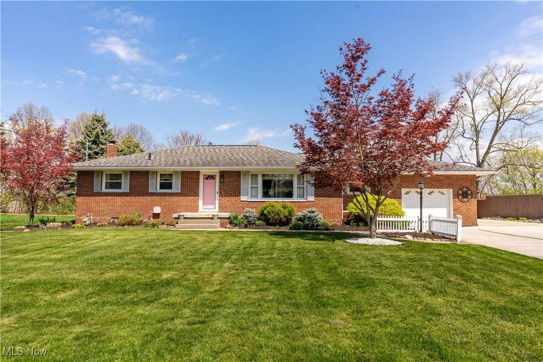 Akron, OH 44319,85 N House DR
