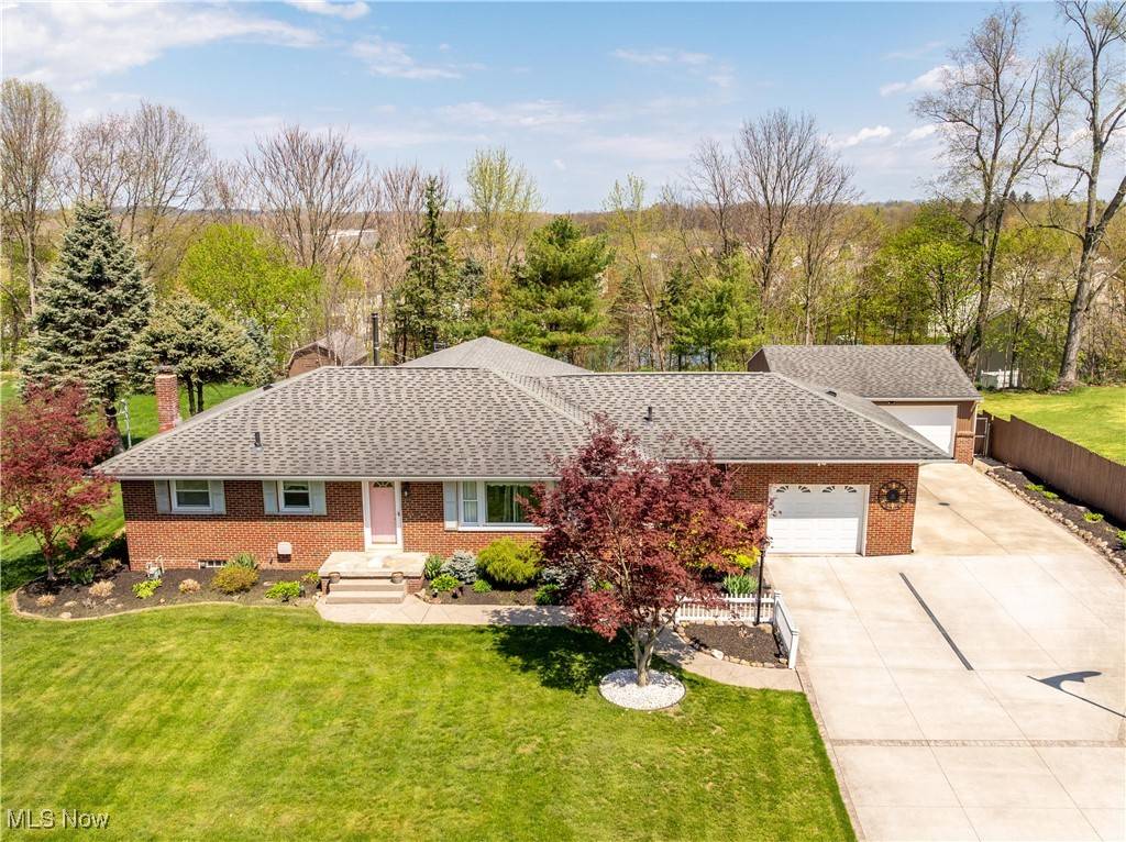 Akron, OH 44319,85 N House DR