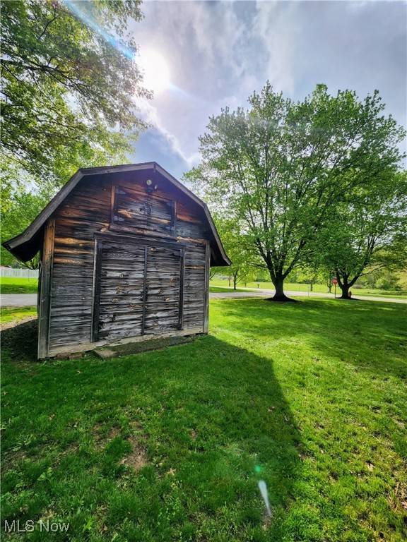 Cambridge, OH 43725,9005 Eckelberry RD