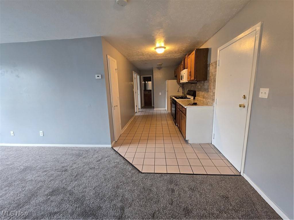 North Olmsted, OH 44070,25735 Lorain RD #222