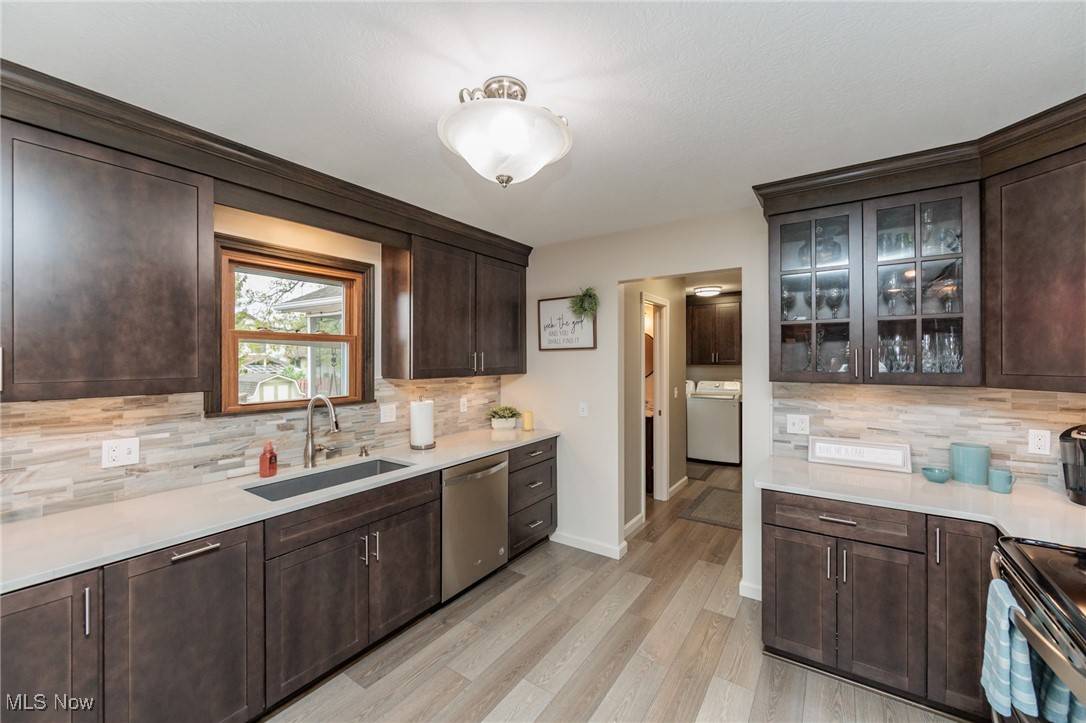 Brunswick, OH 44212,5161 White Pine DR