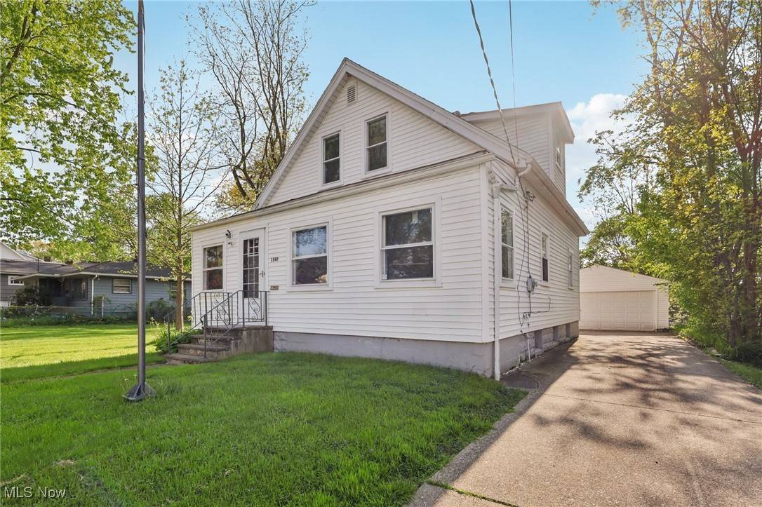 Akron, OH 44310,1540 Grand Park AVE