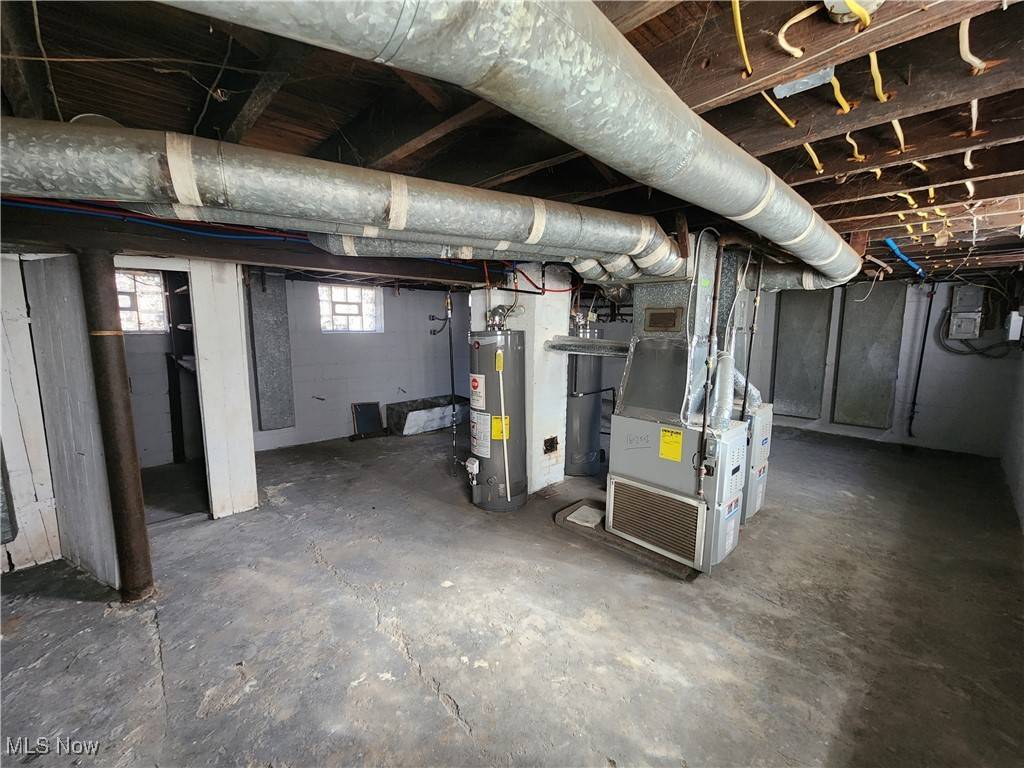 Cleveland, OH 44104,2906-2908 E 104th ST