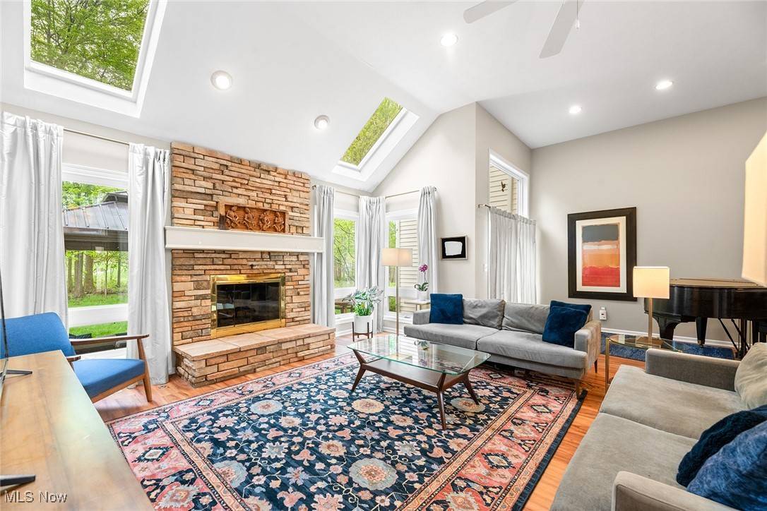 Highland Heights, OH 44143,388 Muirfield DR