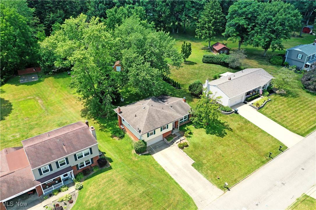 Howland, OH 44483,1723 Coventry AVE NE