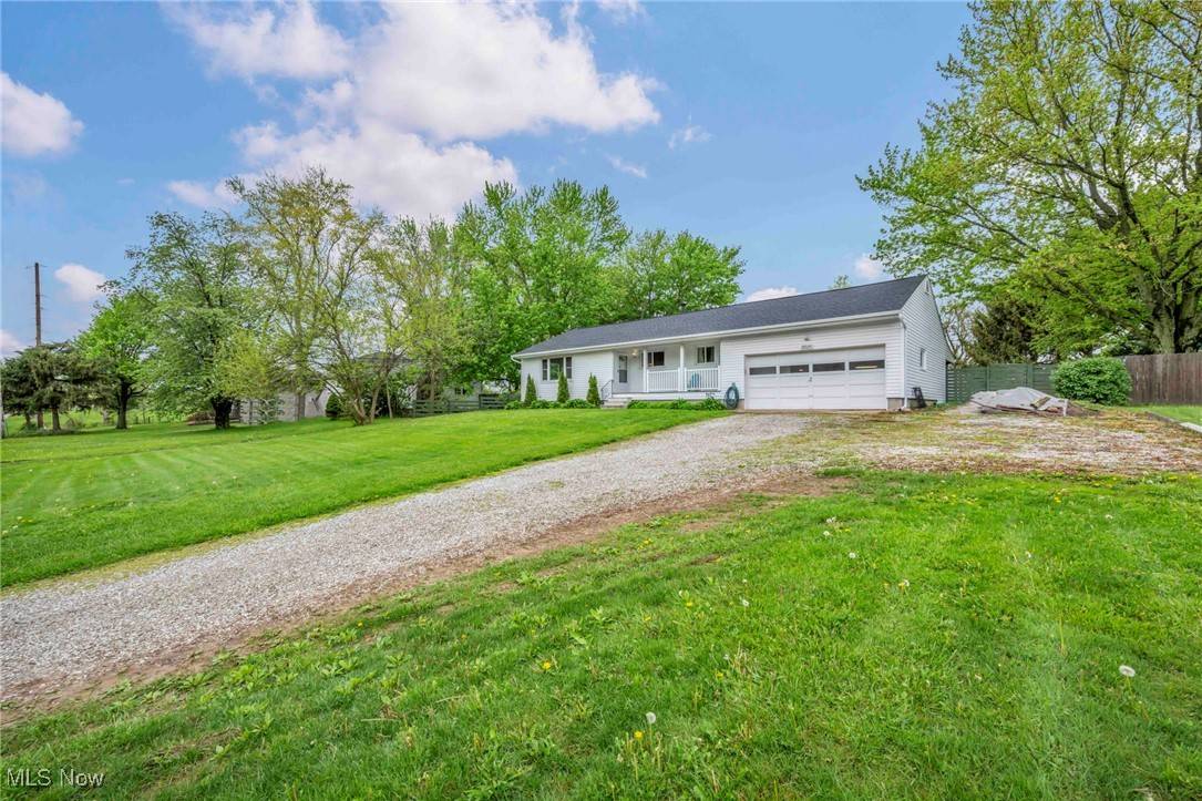 Elyria, OH 44035,2025 W River RD
