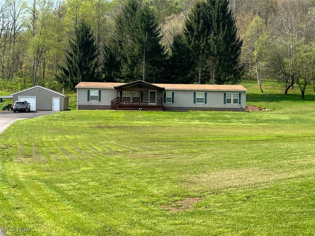 Minerva, OH 44657,3737 Robertsville AVE SE