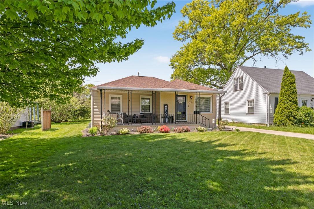 Warren, OH 44483,379 Foster DR NE