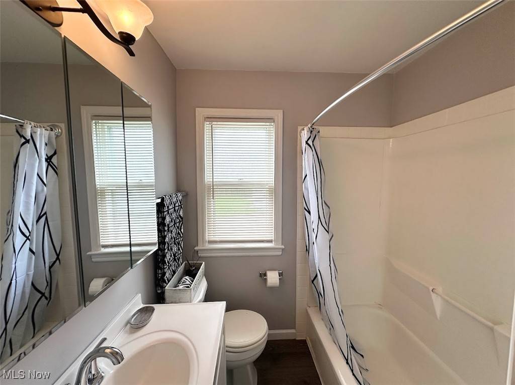 Maple Heights, OH 44137,16114 Turney RD