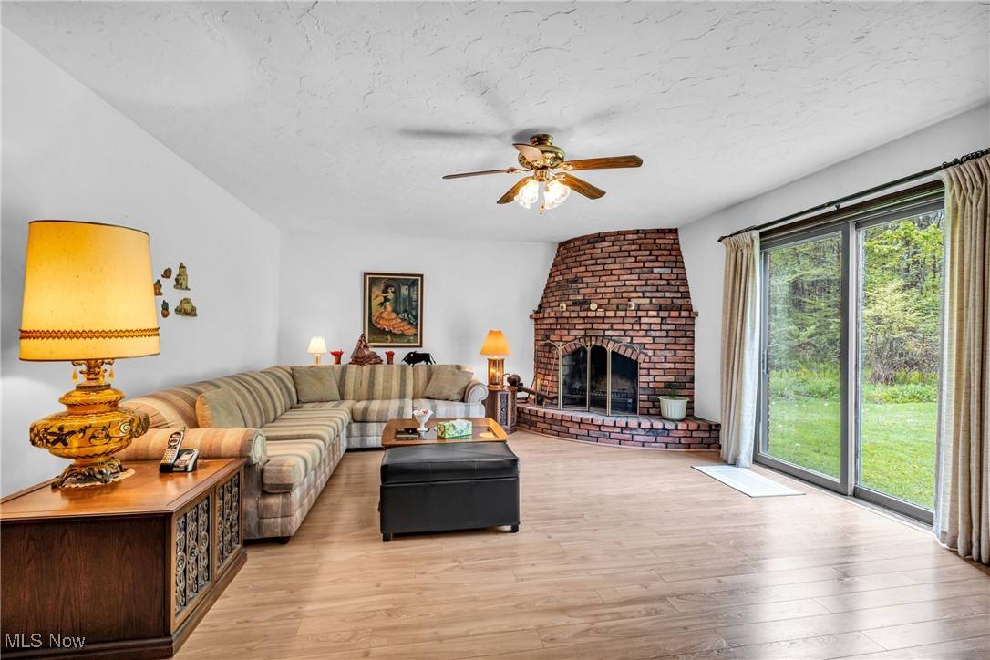 Chagrin Falls, OH 44023,11501 Stafford RD