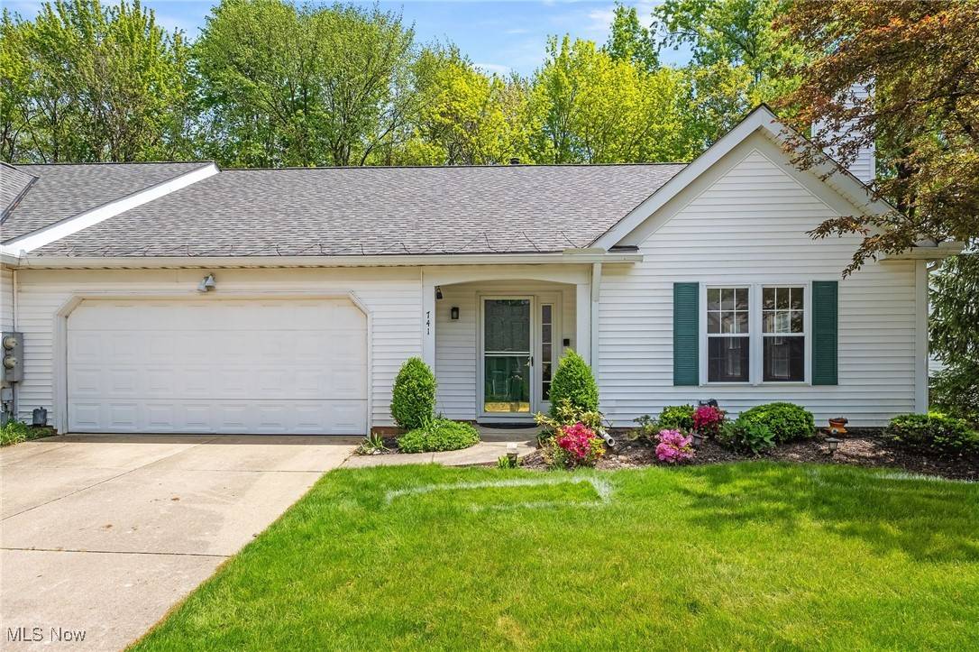 Willoughby Hills, OH 44094,741 Pebblebrook Dr #U15