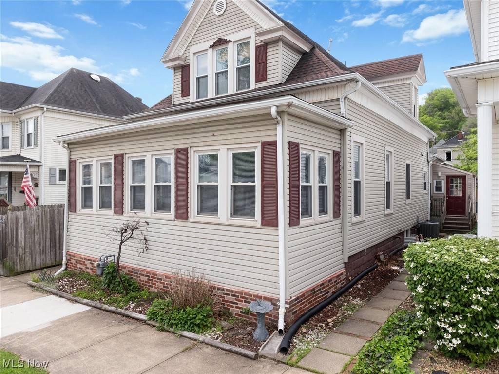 Martins Ferry, OH 43935,917 S Zane HWY