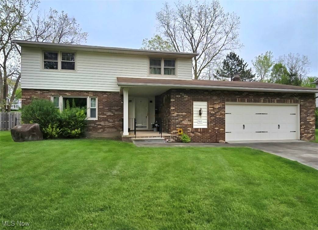 Parma Heights, OH 44130,7069 Anthony LN