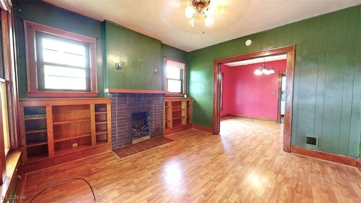 Parkersburg, WV 26101,1632 Lawrence Street
