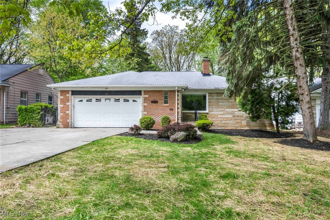 South Euclid, OH 44121,386 S Belvoir BLVD