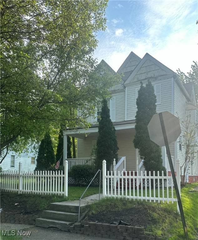Canton, OH 44703,913 Shorb AVE NW