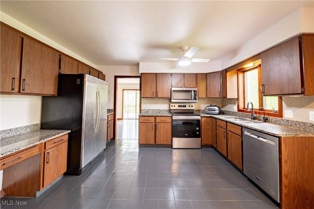 Hudson, OH 44236,1537 Plantation DR