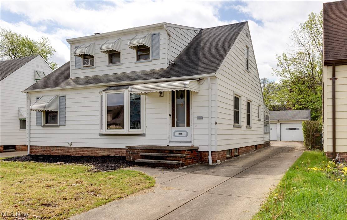 Garfield Heights, OH 44125,13704 Maple Leaf DR