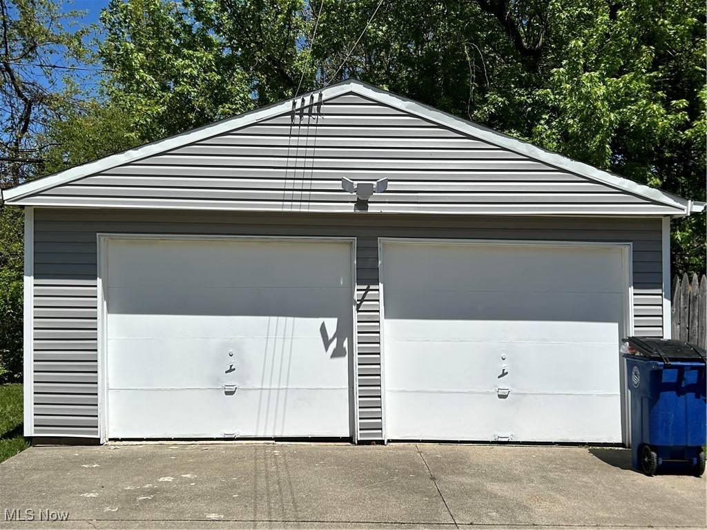 Cleveland, OH 44128,15911 Glendale AVE