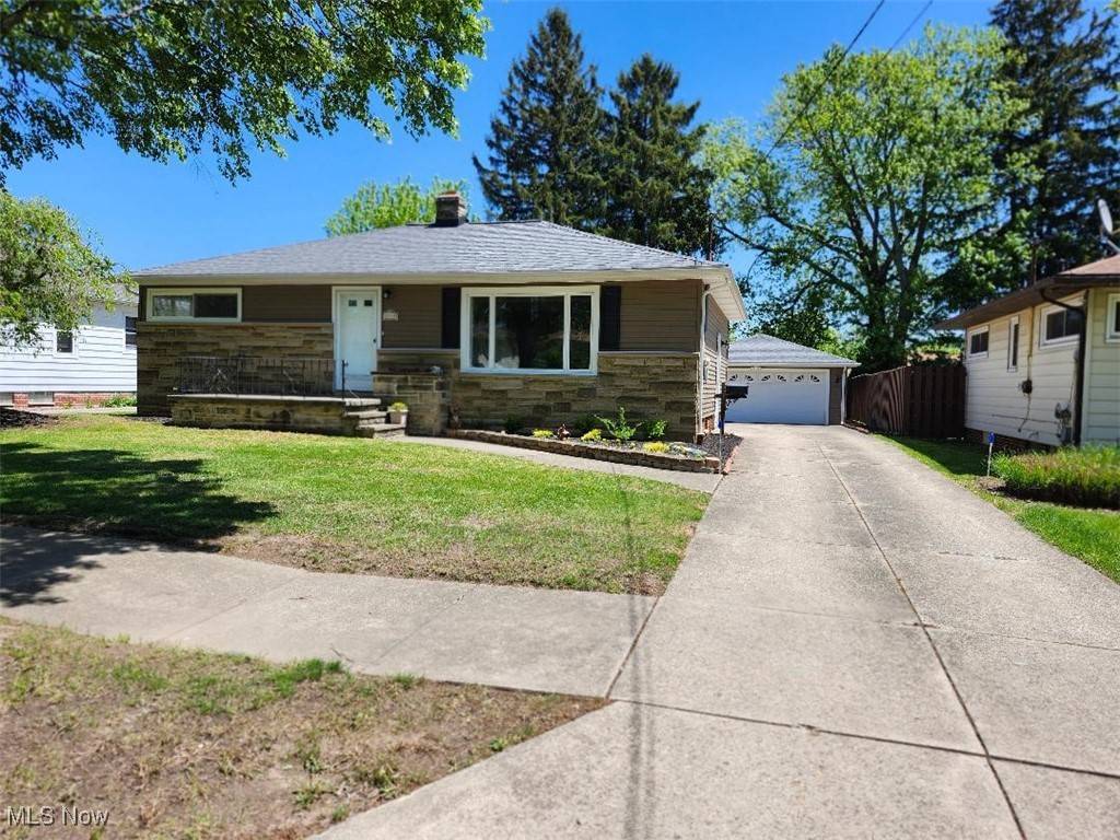 Parma Heights, OH 44130,6519 Anita DR