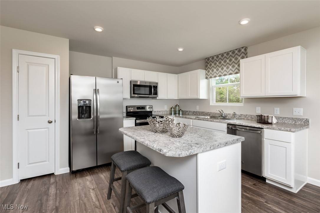 Massillon, OH 44647,1890 Wooster Creek ST NW