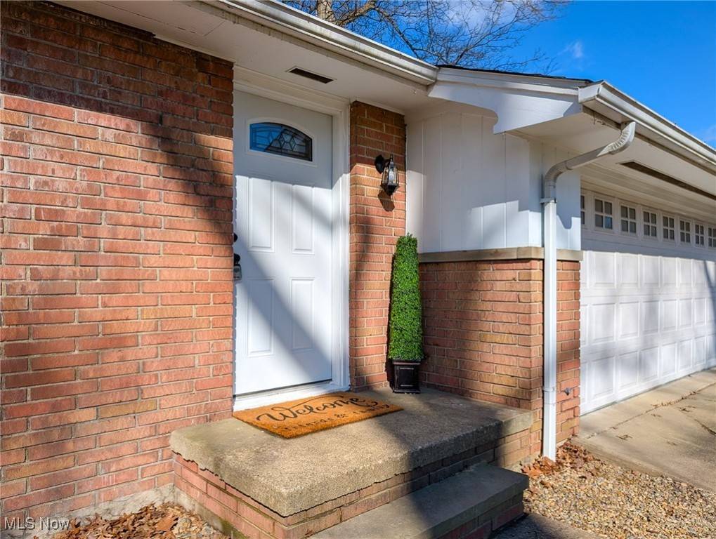 Wadsworth, OH 44281,868 Eastview AVE