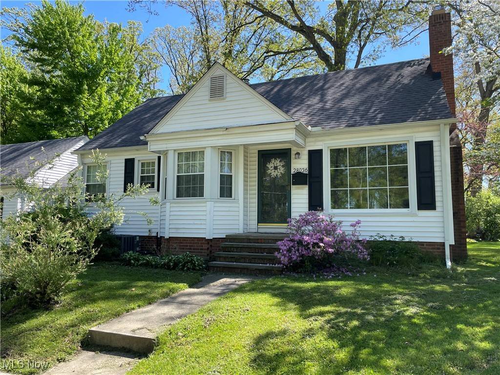 Bay Village, OH 44140,28036 W Oakland RD