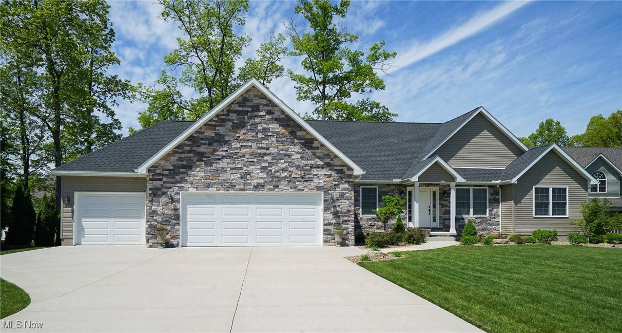 Austintown, OH 44515,1328 Victory Hill LN