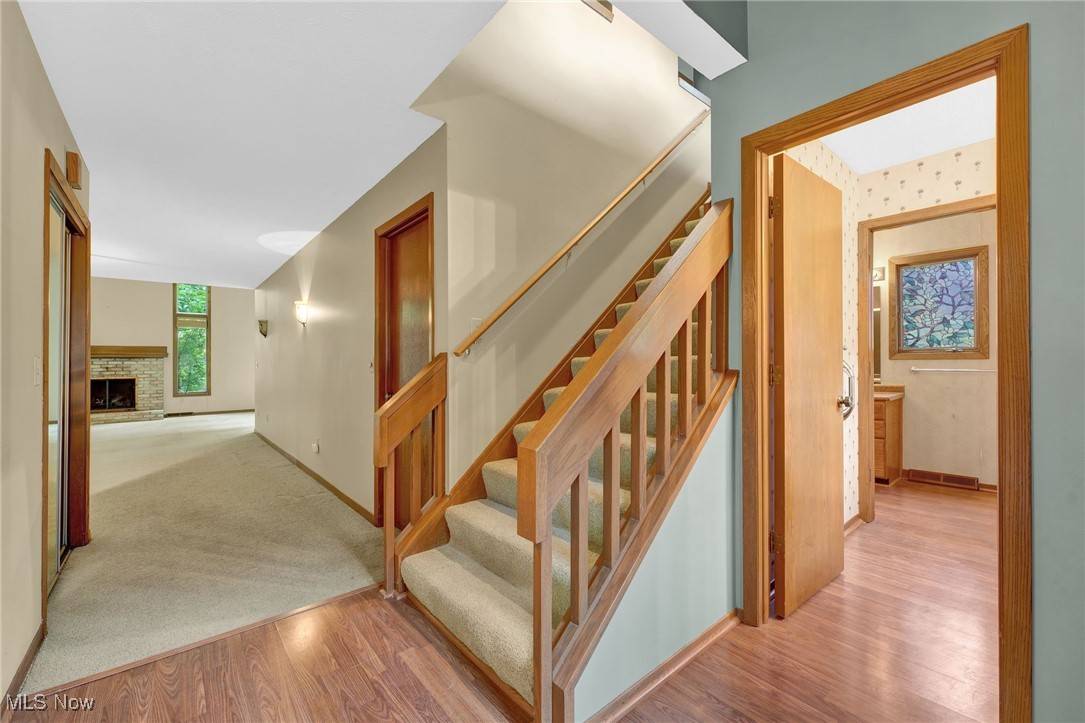 Rocky River, OH 44116,33 Brandon PL