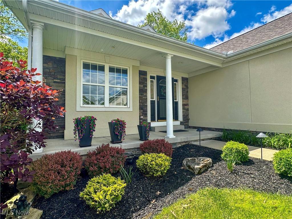 Canfield, OH 44406,6836 Twin Oaks CT