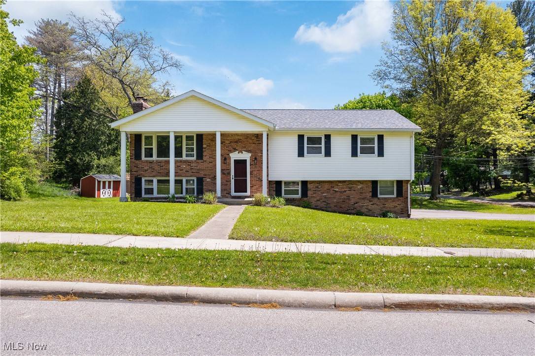 Chardon, OH 44024,202 Maple AVE