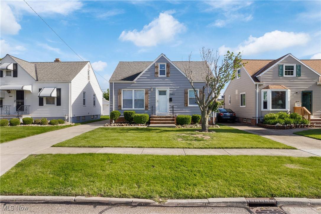 Parma, OH 44129,5602 Merkle AVE