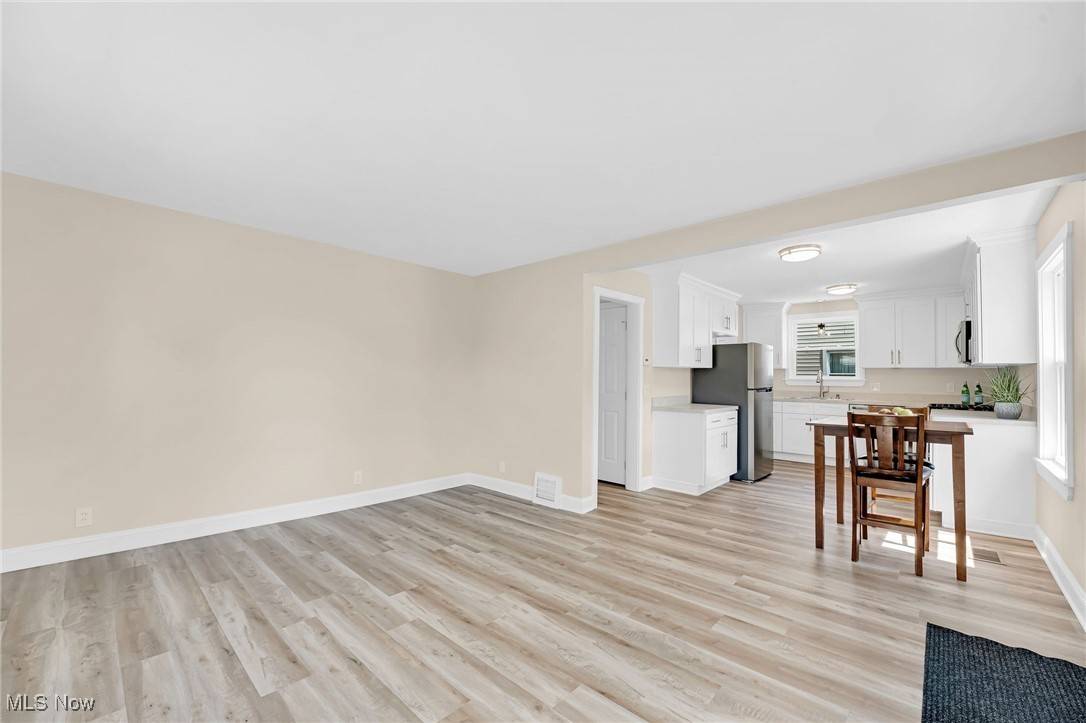 Willowick, OH 44095,29527 Bruce DR