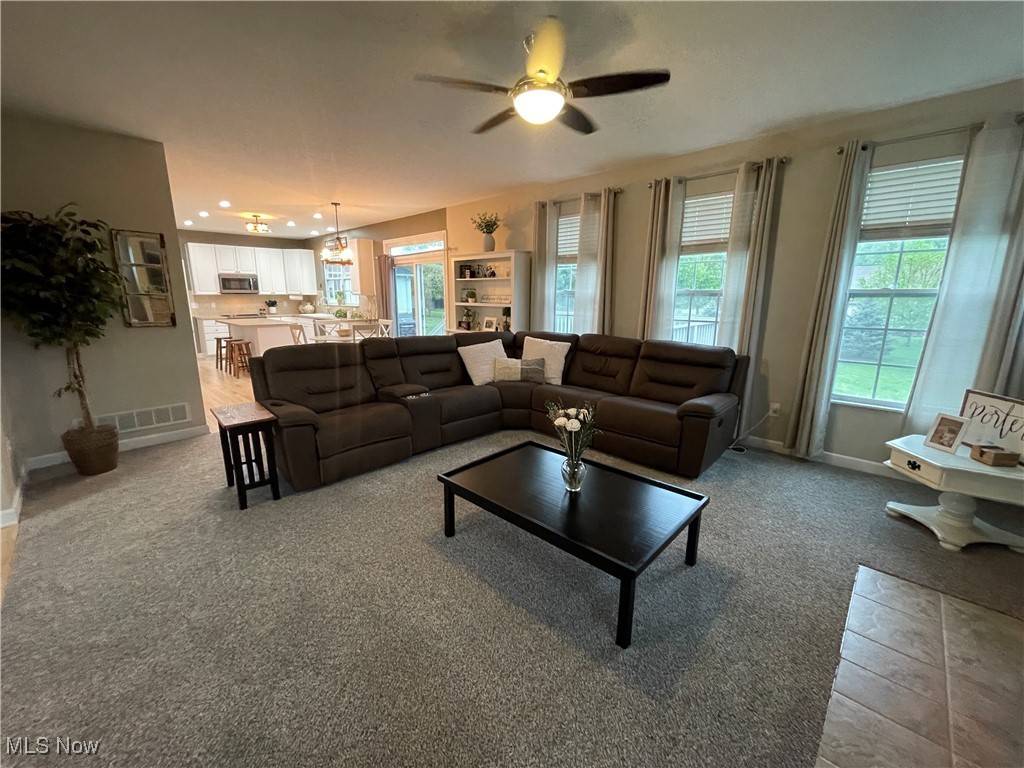 Mount Vernon, OH 43050,14 Wildwood LN