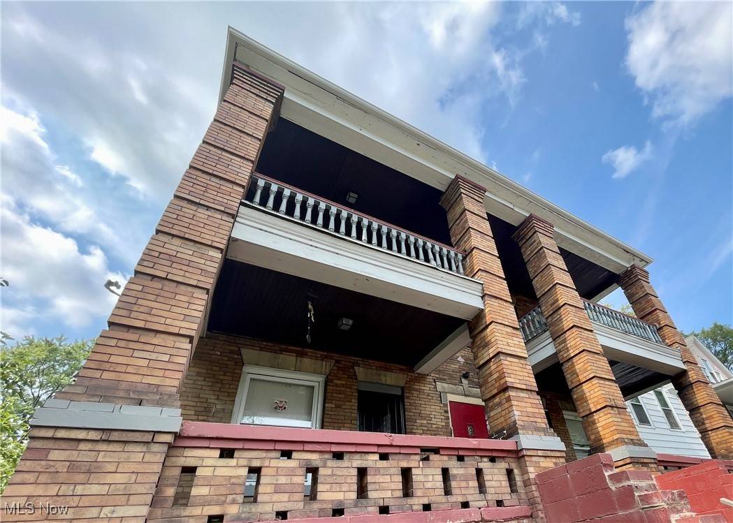 Cleveland, OH 44103,932 Wheelock RD