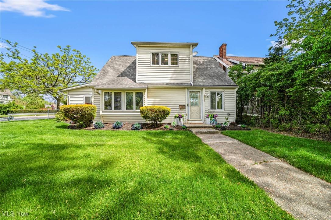 Cleveland, OH 44119,18015 Canterbury RD