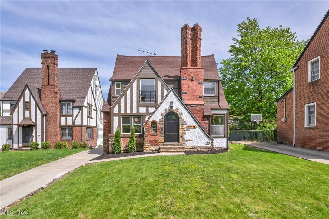 Shaker Heights, OH 44120,17617 Lomond BLVD