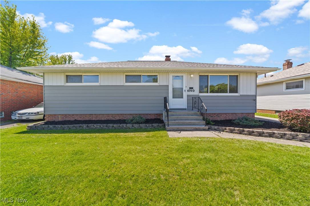 Brooklyn, OH 44144,4760 Autumn LN
