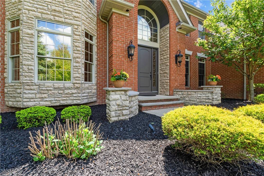 Avon Lake, OH 44012,32305 Monaco PL