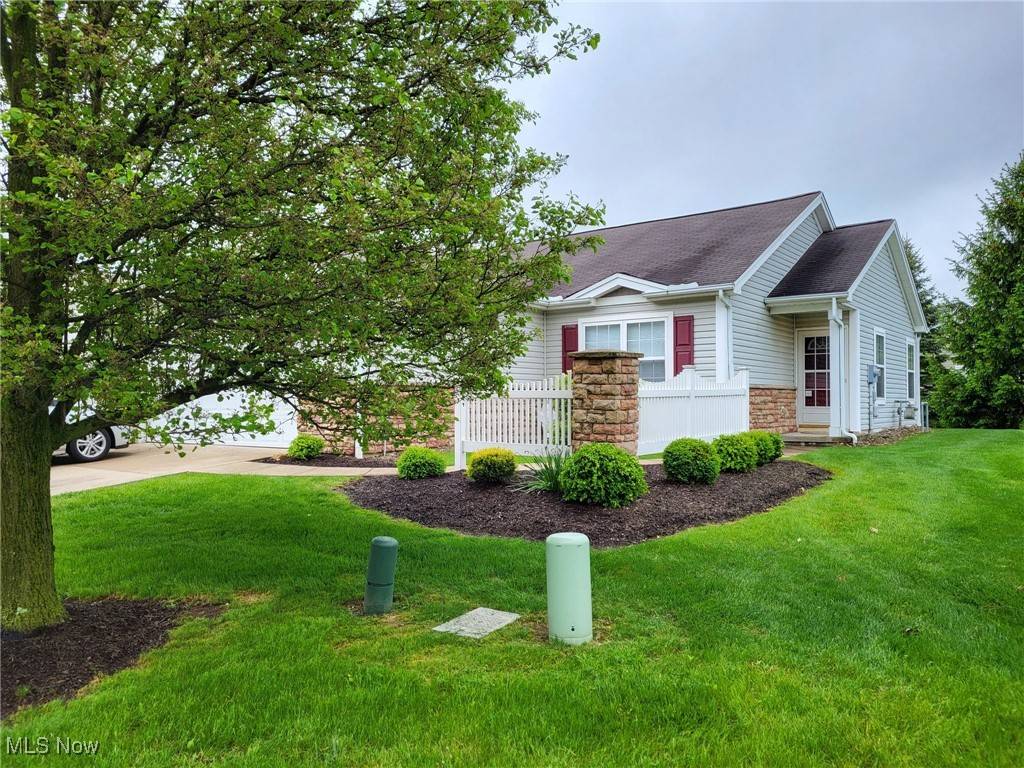 Parma, OH 44134,5495 Peachtree LN N