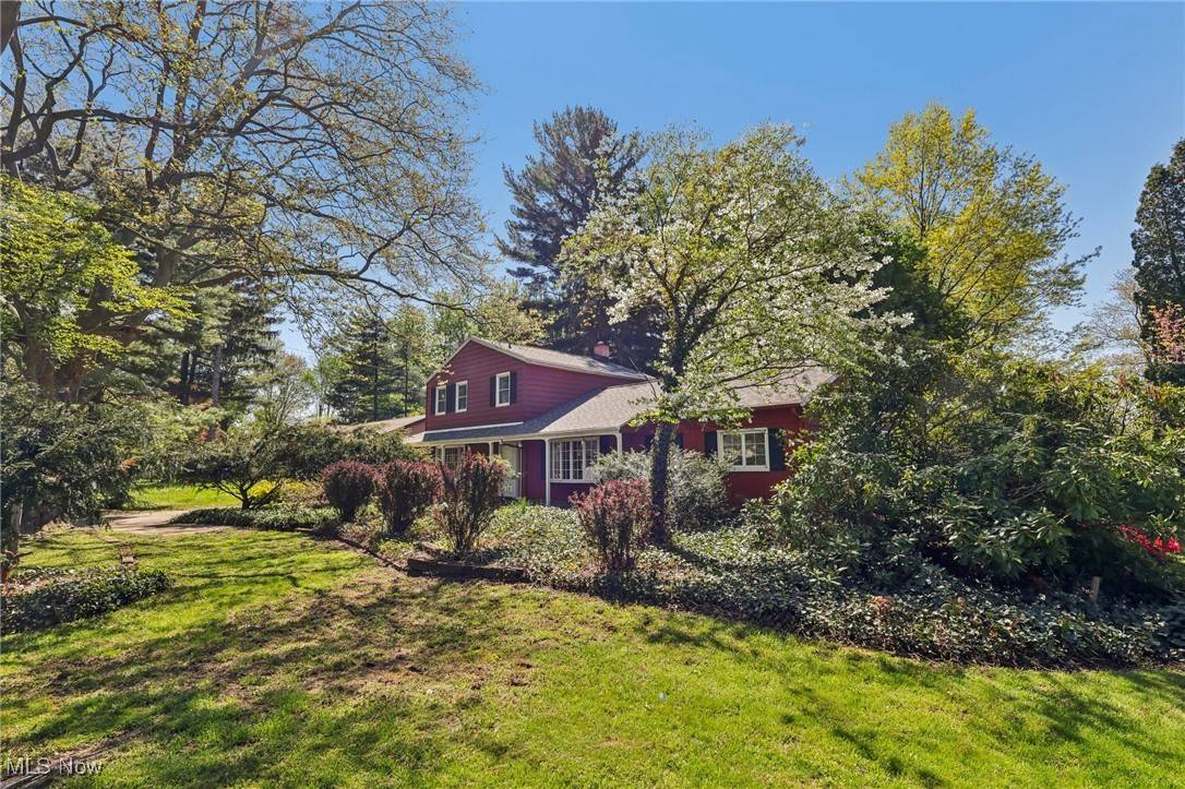 Madison, OH 44057,6008 Douglas DR