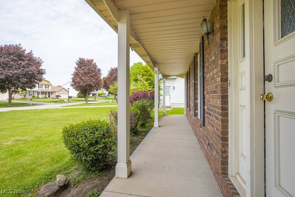 Akron, OH 44312,527 Amberwood DR