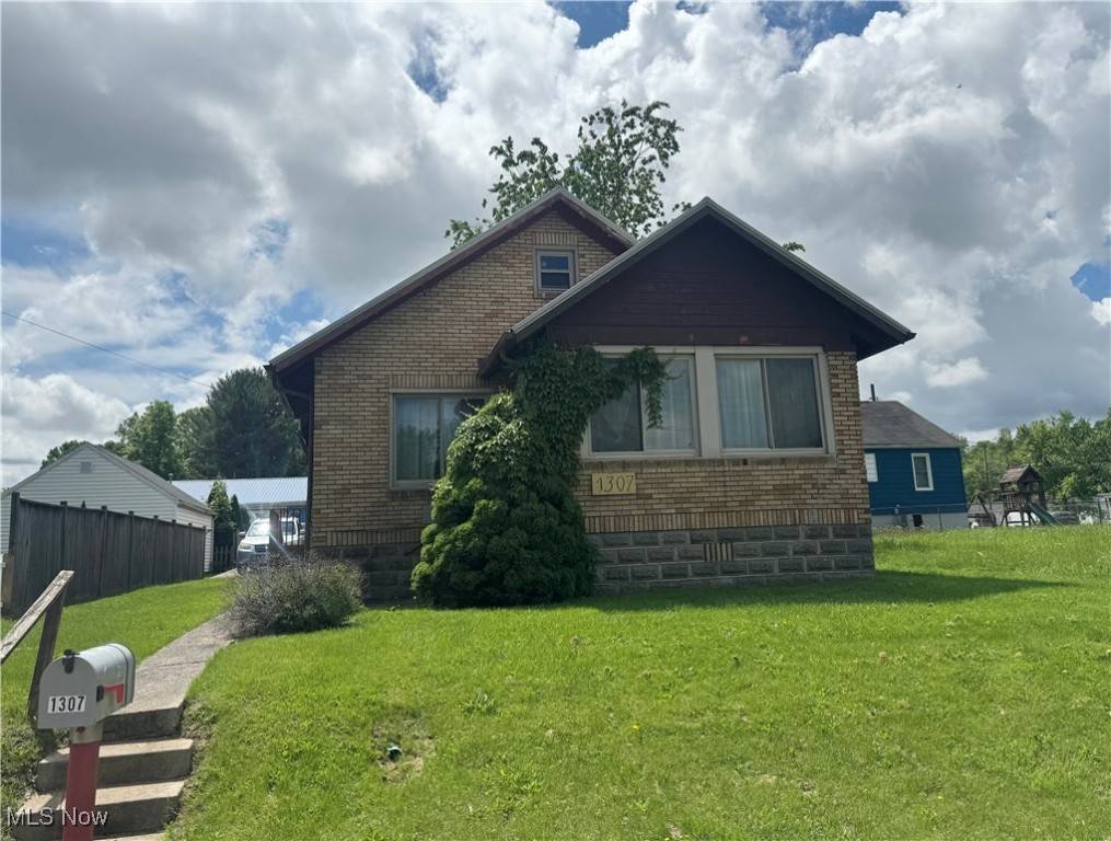 Parkersburg, WV 26101,1307 Rayon DR