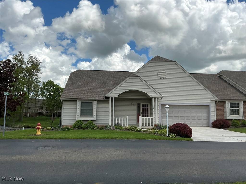 Canal Fulton, OH 44614,901 Barents DR
