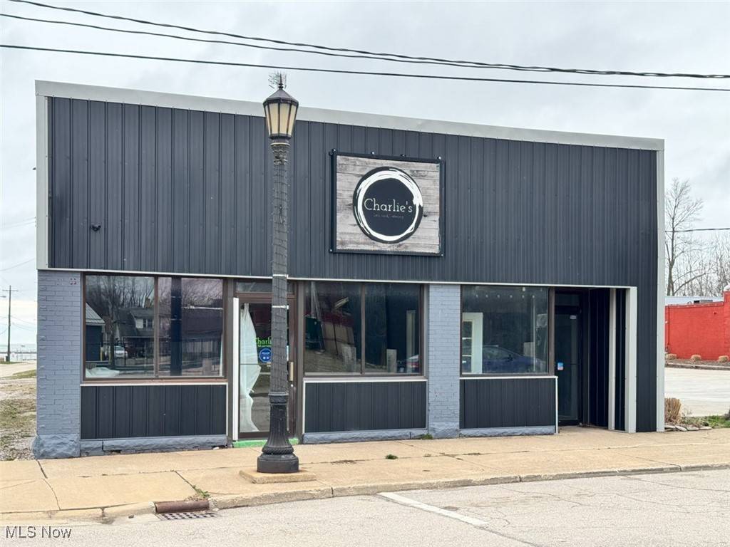 Conneaut, OH 44030,198 Park ST